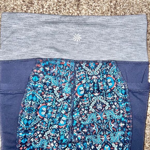 Athleta Women's High Rise Tapestry Chaturanga To Town Leggings in Blue XS - Picture 6 of 10